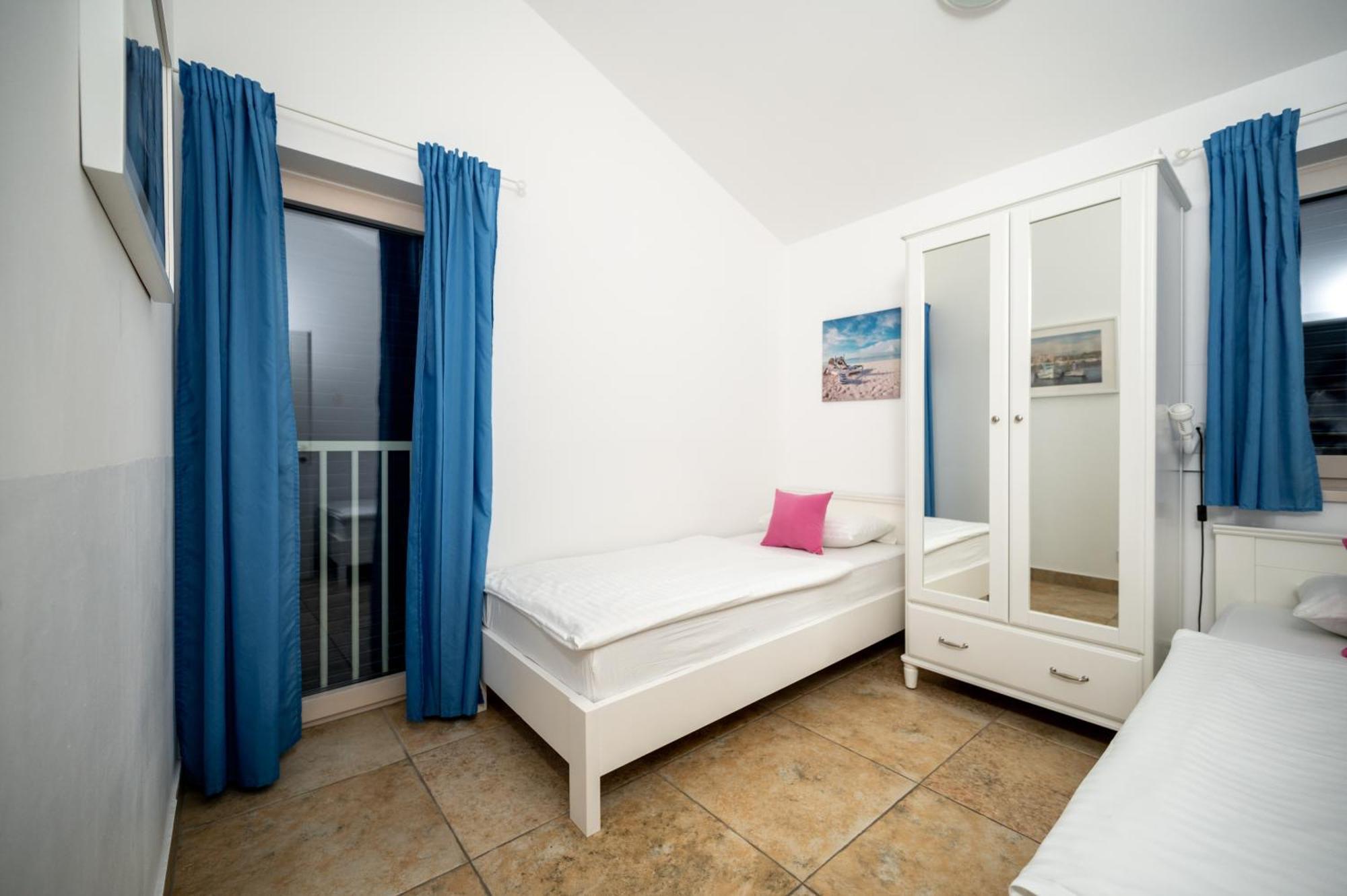 Adorami Apartments Baška Quarto foto
